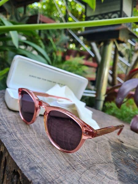 Chimi limited edition sunglasses - 002 - Guava - Black Lens 2