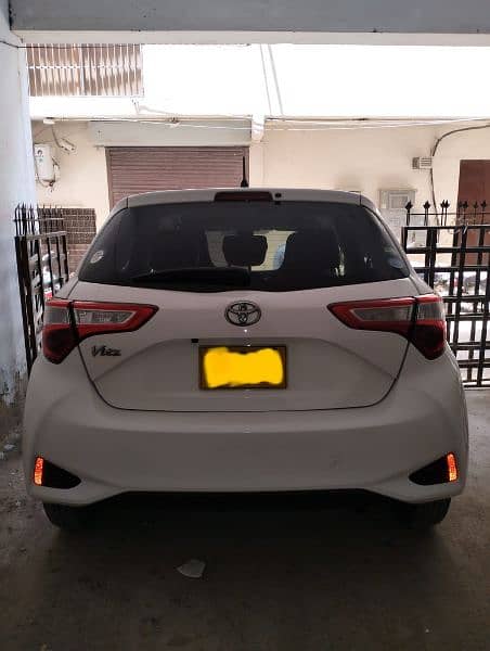 Toyota Vitz 9