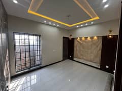 3 BEDS 5 MARLA BRAND NEW HOUSE FOR SALE LOCATED BAHRIA ORCHARD LAHORE 0
