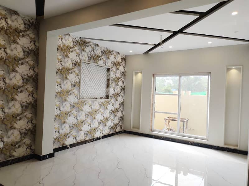 3 BEDS BRAND NEW 5 MARLA HOUSE FOR SALE LOCATED IN BAHRIA ORCHARD LAHORE 4