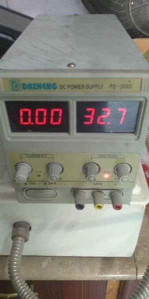Variable Bench Power Supply 0-30V, 0-6A 1