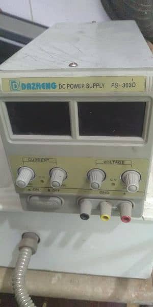 Variable Bench Power Supply 0-30V, 0-6A 2