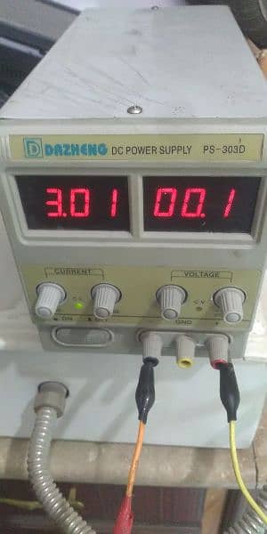Variable Bench Power Supply 0-30V, 0-6A 3