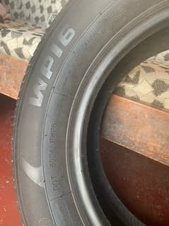 corolla tubeless tyres slightly used only one punchre in 1 tyre