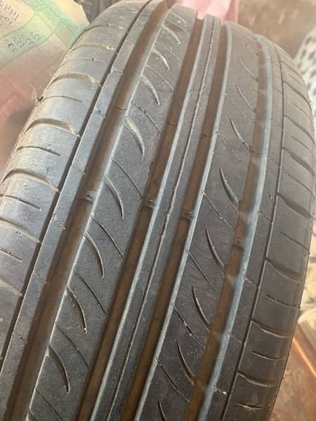 corolla tubeless tyres slightly used only one punchre in 1 tyre 1