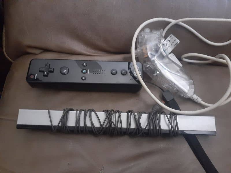 wii game accessories for sale 0