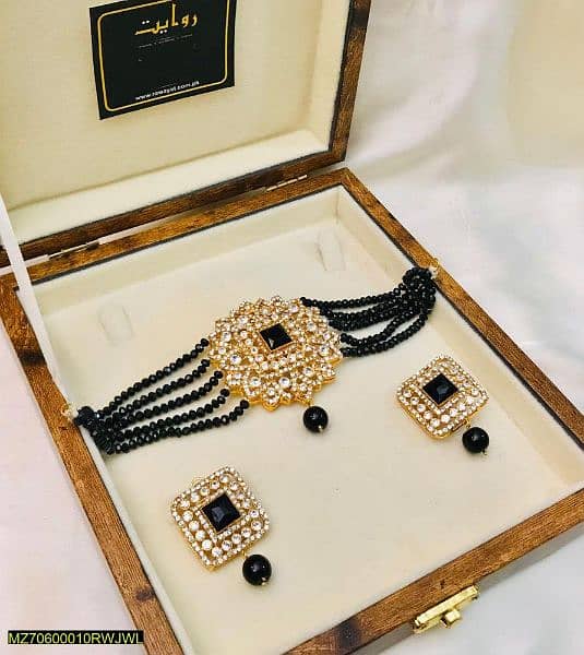 jewellery pendents set | neckless| bracelets| with hight quality stone 10