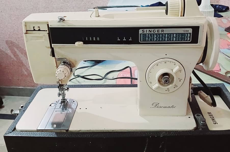 Singer Sewing Machine Multi Purpose 0