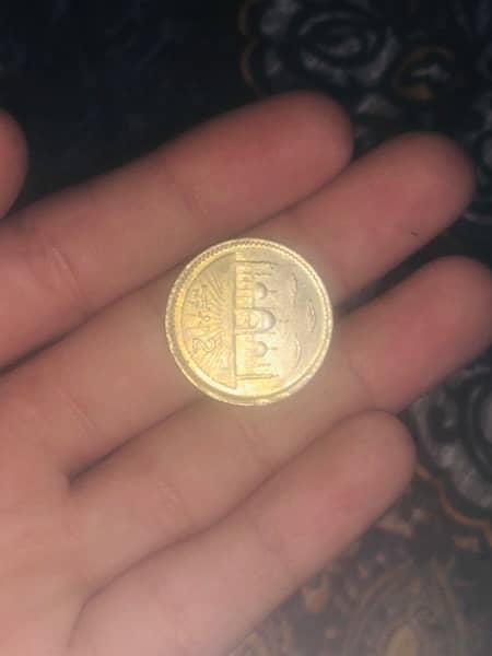 Other country coin and pakistani coin and note 9