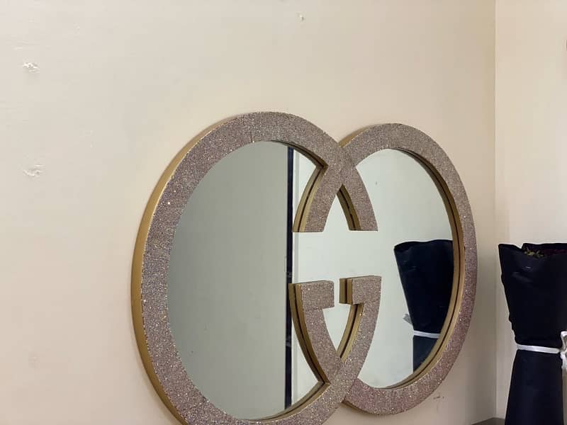 used designer gucci mirror for sale urgently used 1