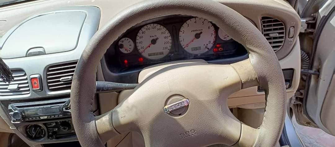 Nissan Sunny 2005 for sale 5