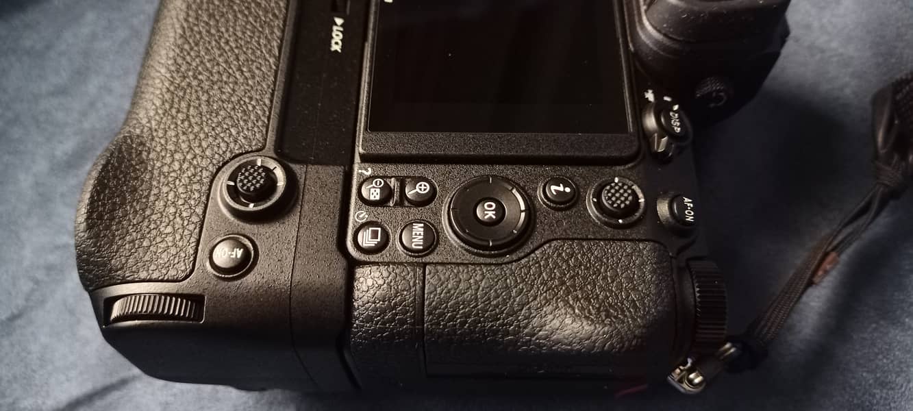 Nikon Z7ll /MB-N11 Grip New Boxed (Deal. ) 5