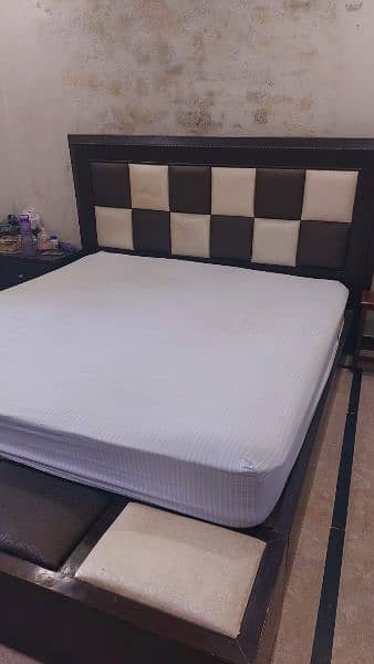 King size bed without mattress