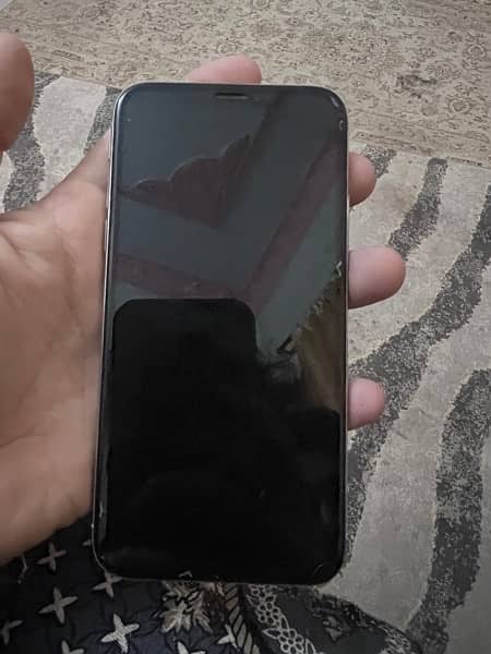 iPhone x  10 by 10  condition battery health 77 6