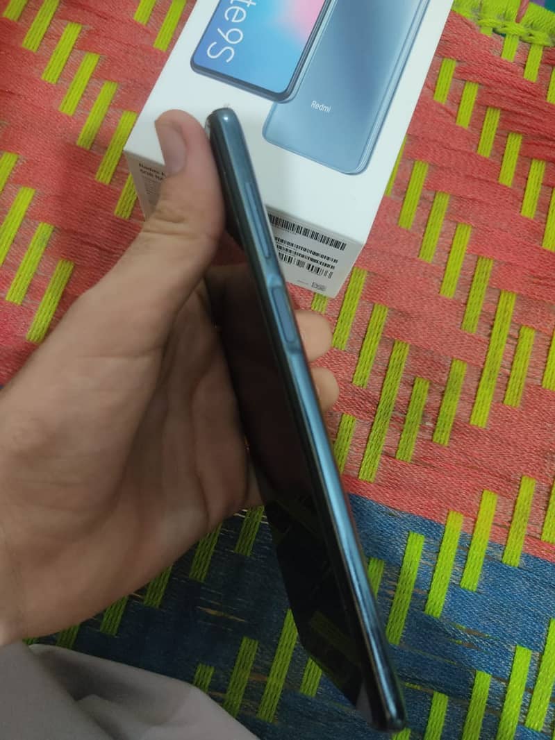 Redmi Note 9S 3