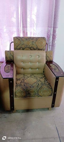 3,2,1 seater sofa set For sale 2