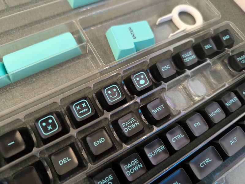 Mechanical Keyboards + Switches + Keycaps (Custom Gaming Keyboards) 11