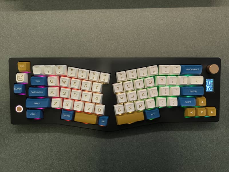 Mechanical Keyboards + Switches + Keycaps (Custom Gaming Keyboards) 8