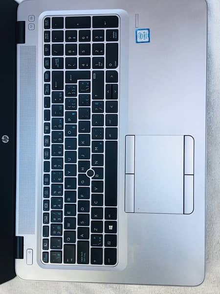I am selling Hp Laptop 850 G3 2