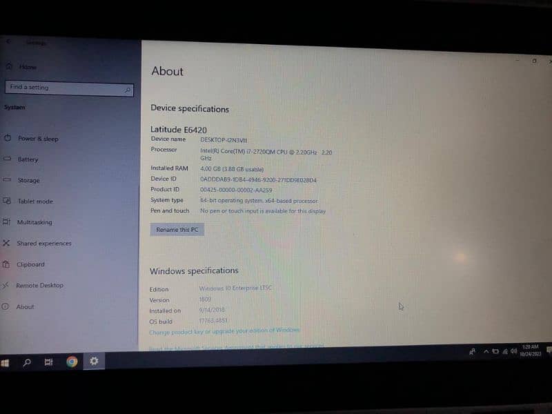 Laptop i7 ( 10/10 condition) 5