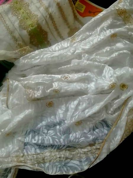 White dress and baroshia dupatta 9