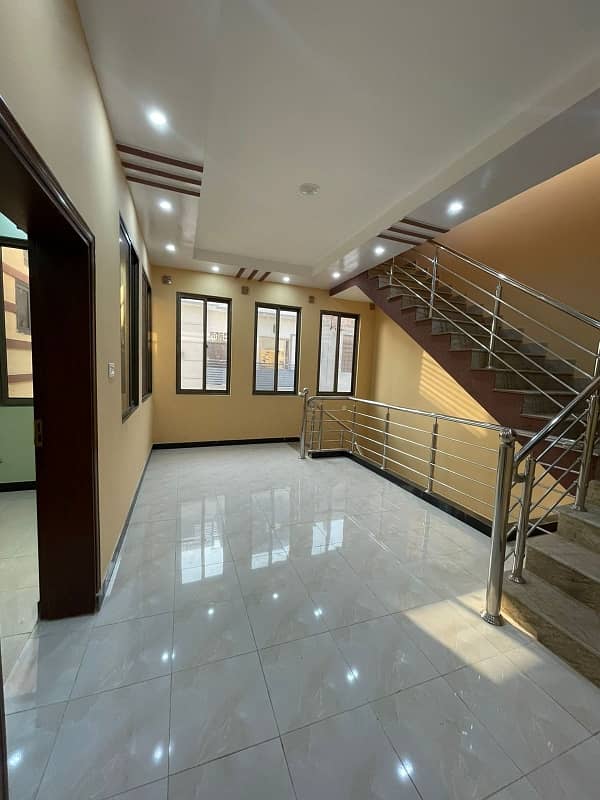 Ideally Located Prime Location House Of 5 Marla Is Available For sale In Peshawar 3