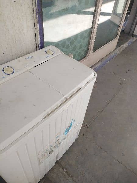 Haier washing+dryer good condition 1