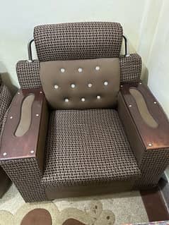 5 Seater Sofa Set | Urgent Sale | 10/10 Condition