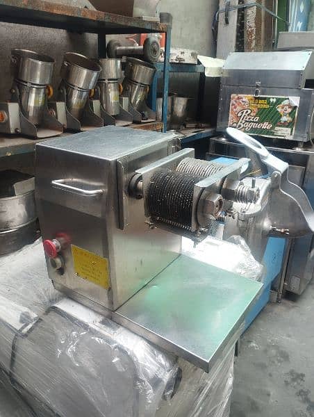 Meat Mincer stripers cutting machine imported steel body 220 voltage 3