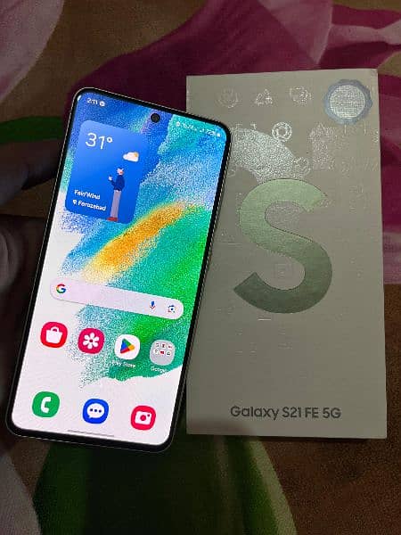 Samsung S21 FE 5G Olive 8/128 GB,  10/10 with Full Box ,PTA Approved 4