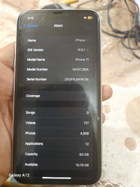 iphone 11 jv 64 gb 9/10 condition i0 battery health 4