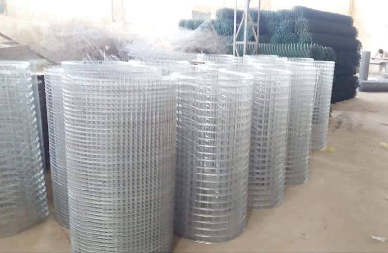 Razor Wire Fence on Factory Rates With Installation | Barbed Mesh 10