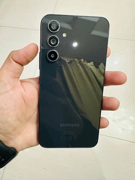 Samsung A54 8-128gb in black color 0