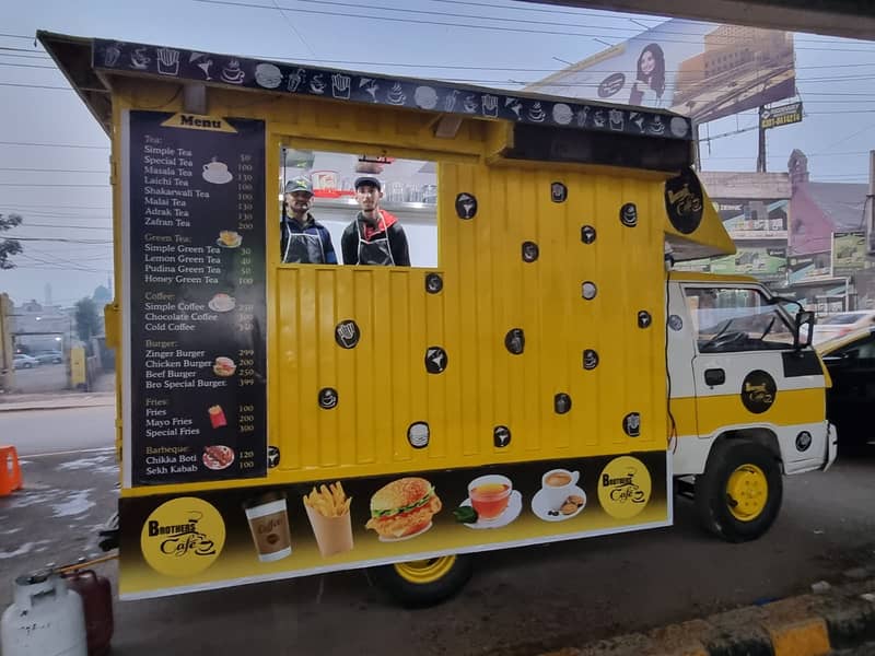 Food Truck With Luxury Mettalic IN-built kicthen for Sale 1