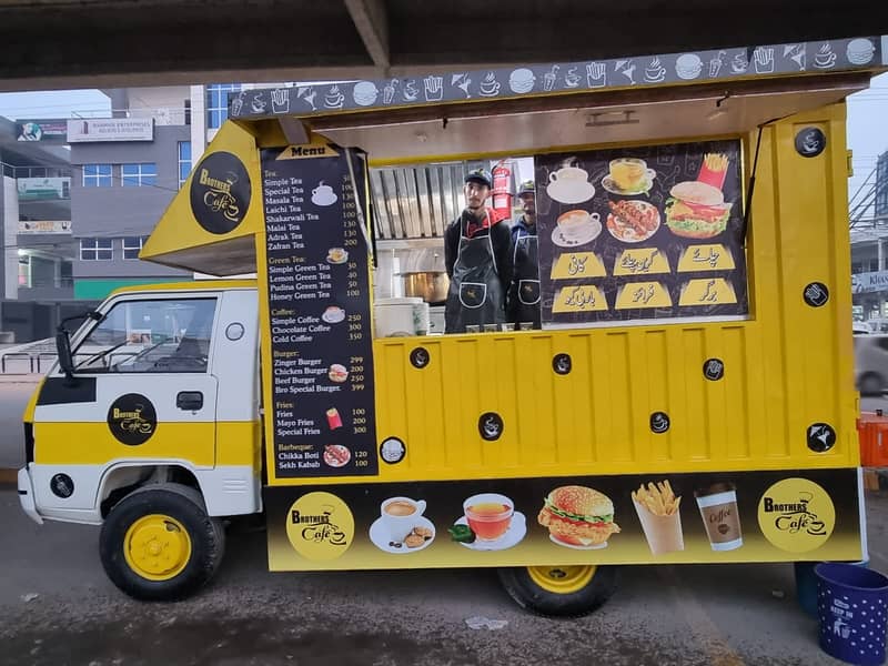 Food Truck With Luxury Mettalic IN-built kicthen for Sale 4