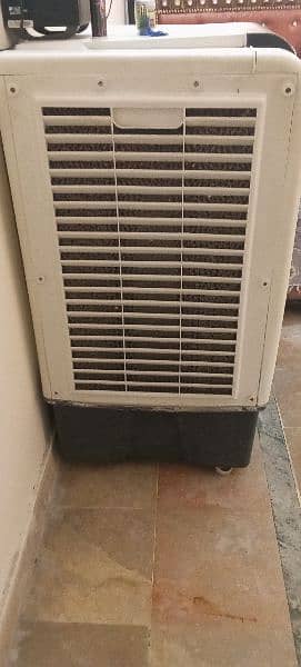 Air Cooler 2 year used 2