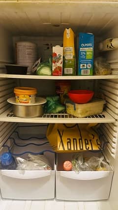 4 5 years used fridge urgent selling