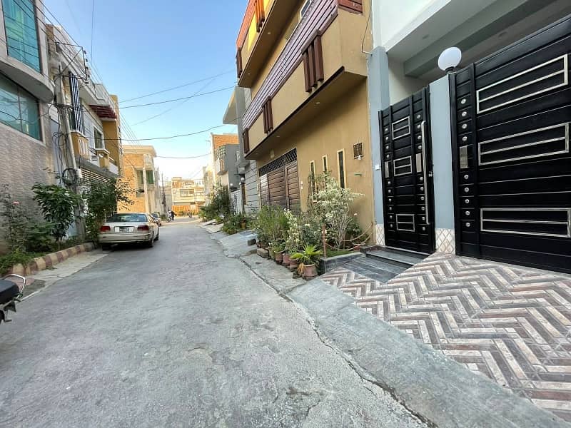 Prime Location 5 Marla House For sale In Arbab Sabz Ali Khan Town Executive Lodges 5