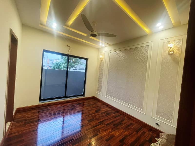 5 Marla Luxury Designer House Available For Rent 5