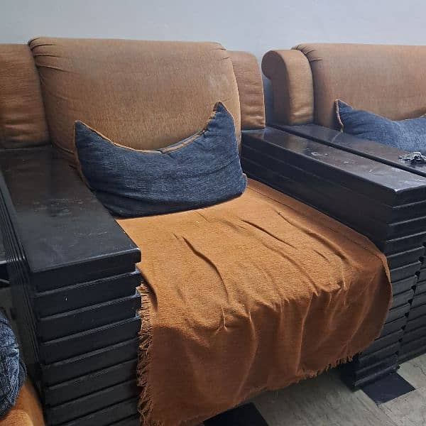 sofa set with table for sale 45000 tahosand 2