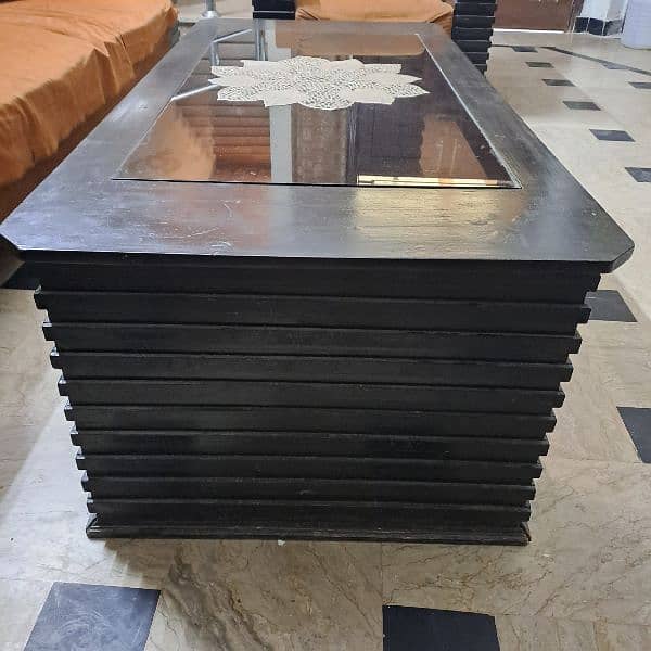 sofa set with table for sale 45000 tahosand 3