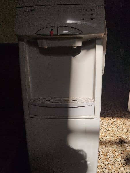 Water Dispenser 5