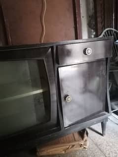 Used showcase for sale