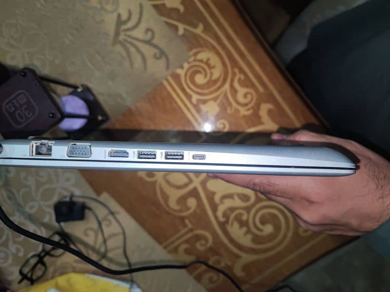 HP probook 450 G5  1 tb hdd+ 256 ssd 3