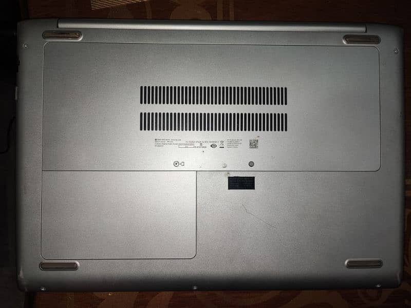 HP probook 450 G5  1 tb hdd+ 256 ssd 4