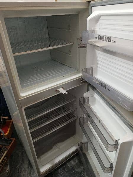 Dawlance fridge | medium sized refrigerator 2