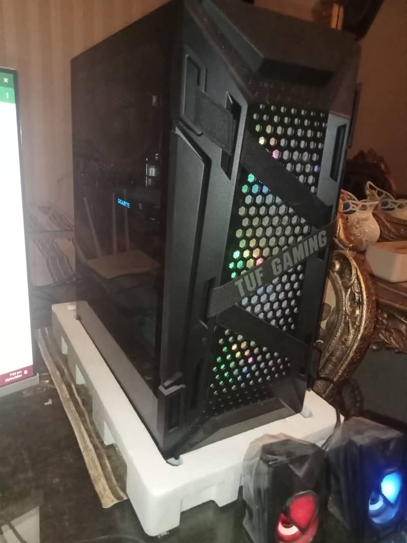 Gaming PC full setup still in warrenty with all the boxes O333 5O78182 1