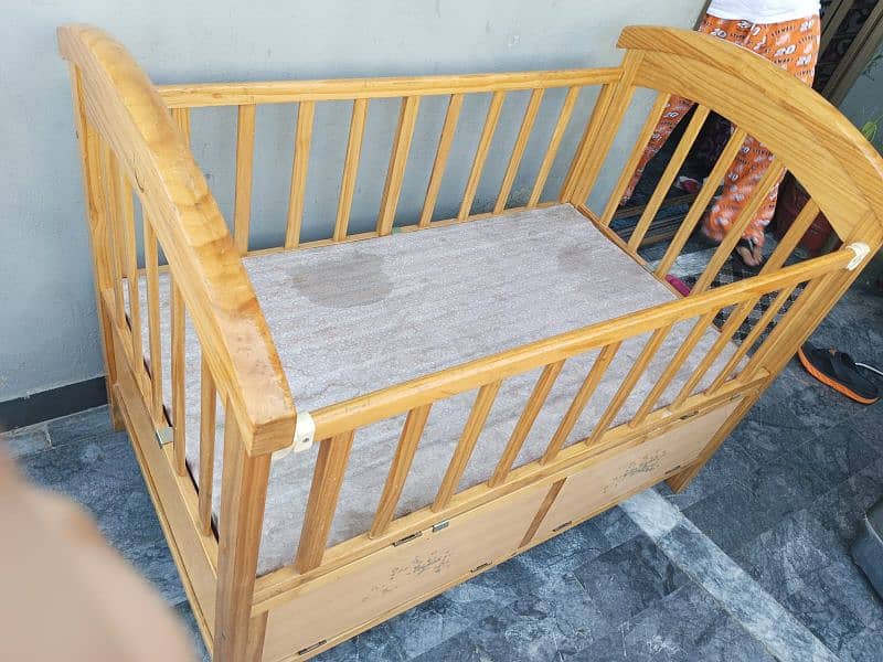 imported light weight ash wood baby bed 1