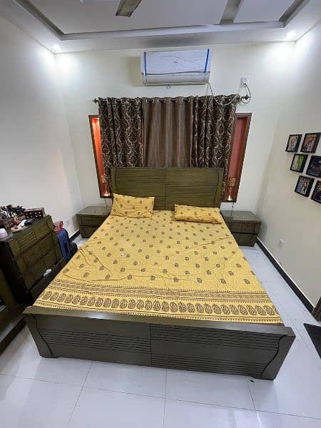 King size bed with side table and dressing table (molty foam mattress) 0