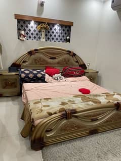 Bed Set with wardrobe ( without Mattress )